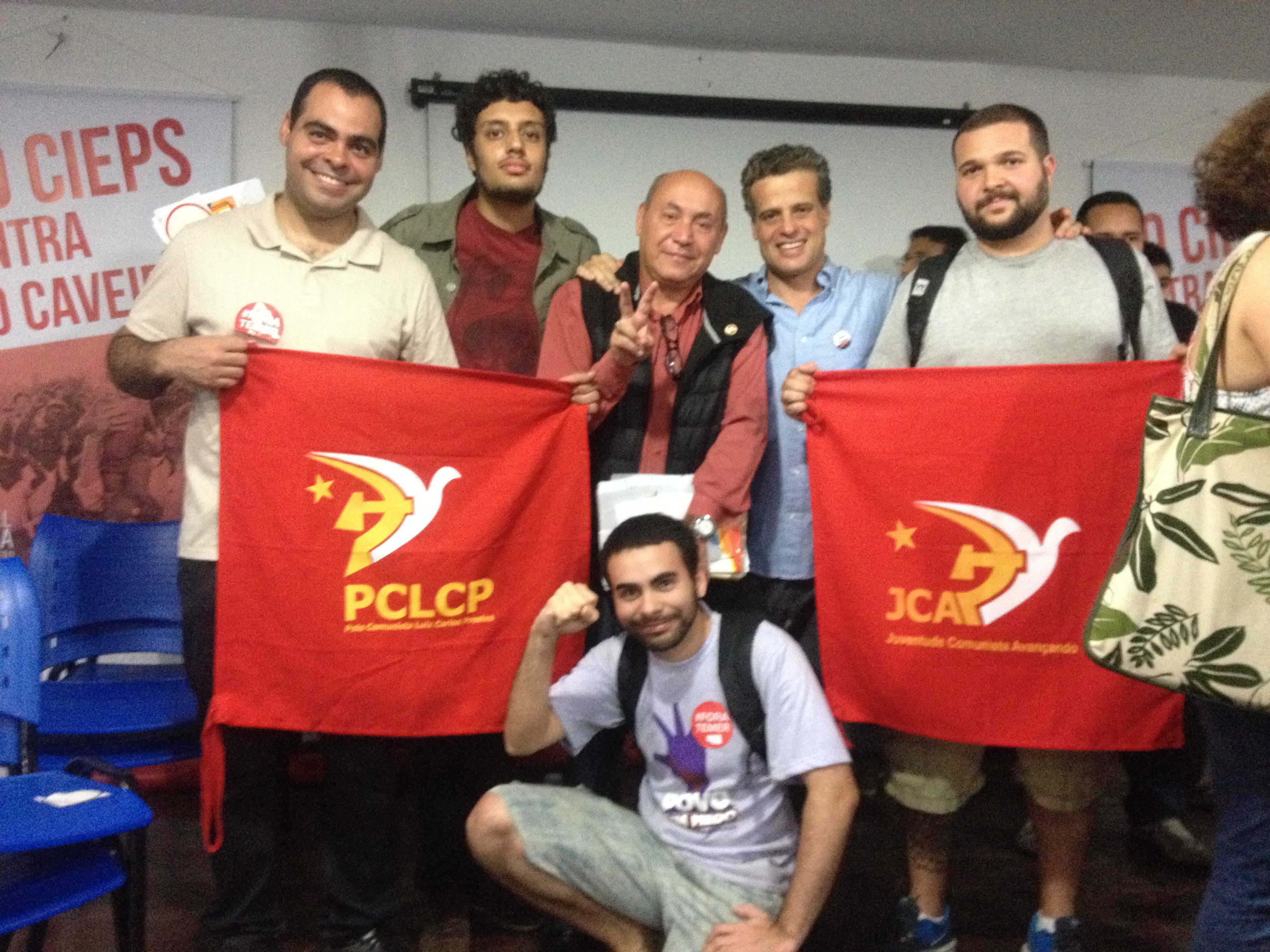 Nota Politica: os comunistas votam BRIZOLA NETO 50.000 e FREIXO 50 nas eleições do Rio de Janeiro-RJ